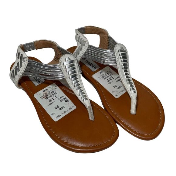 NWT Steve Madden Silver Strappy Sandals - Picture 1 of 5
